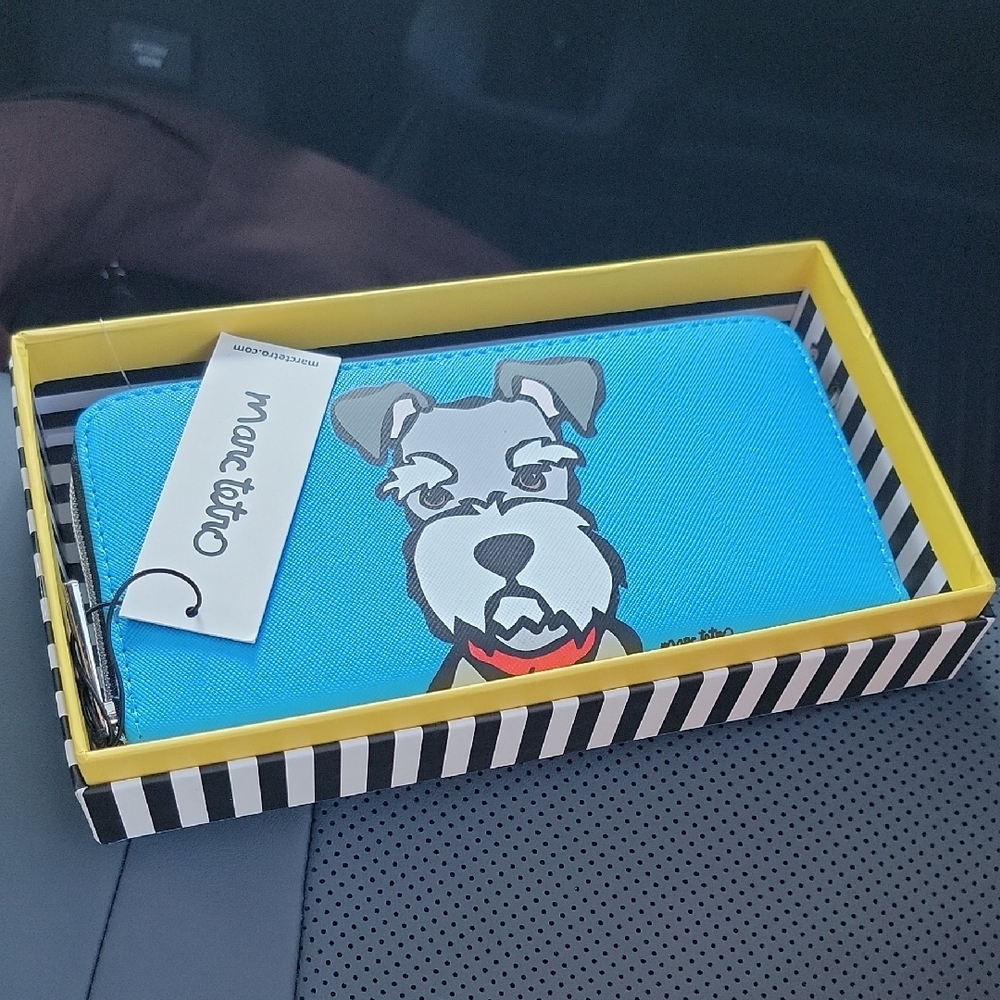 Marc Tetro Blue Dog Design Wallet